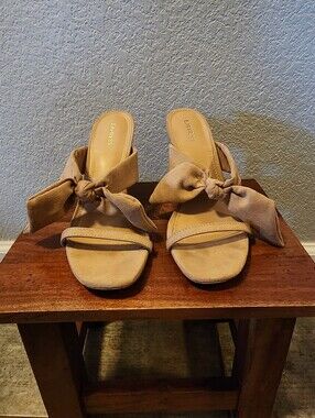 Express Beige Bow Heels